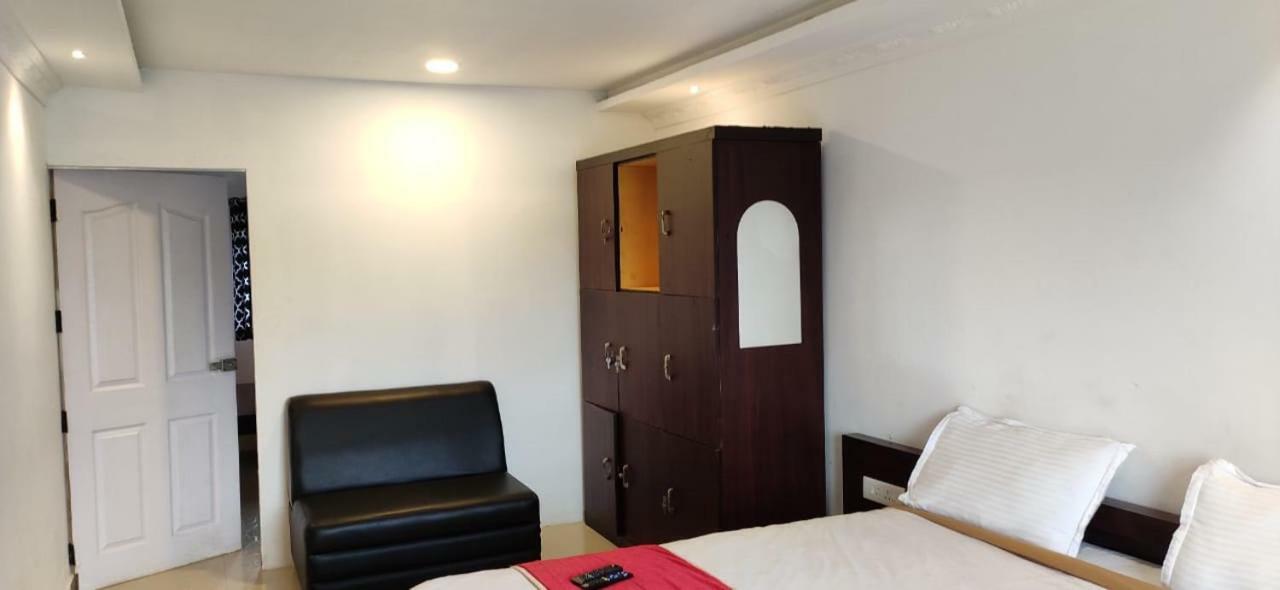 Runs Residency Hotel Ooty Esterno foto